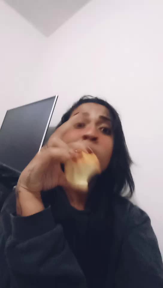 @Verô