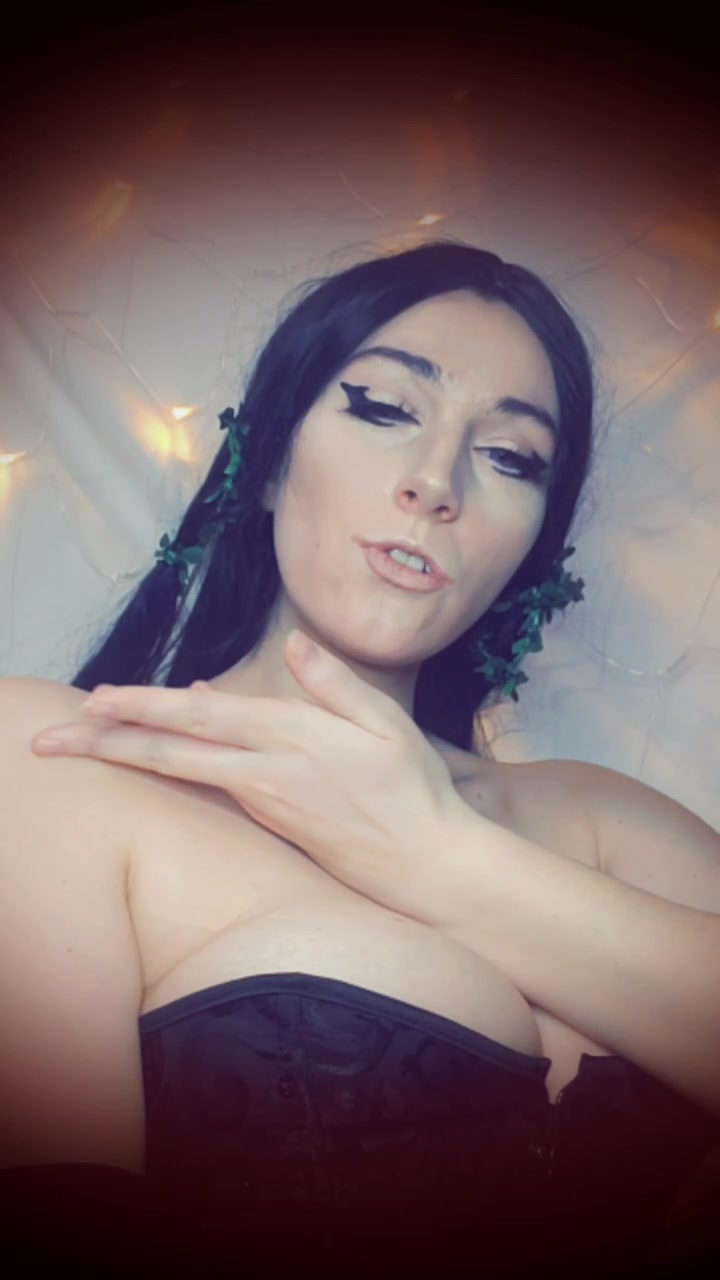 @AlfinaOak