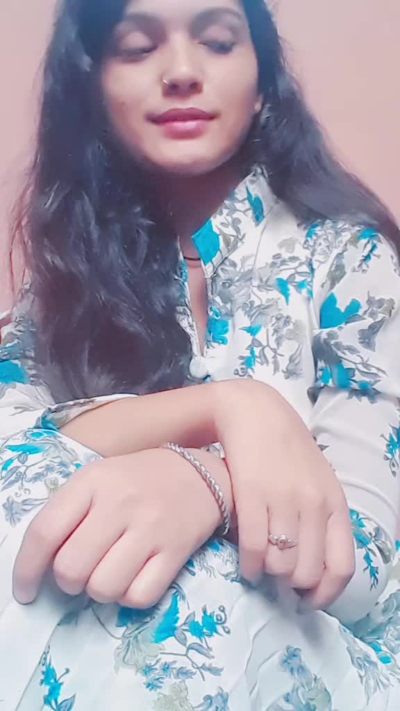 @👑poojakaintura👑