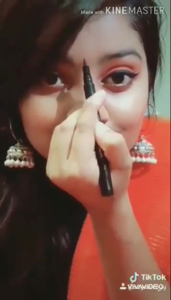 @👑Sayani Roy👑