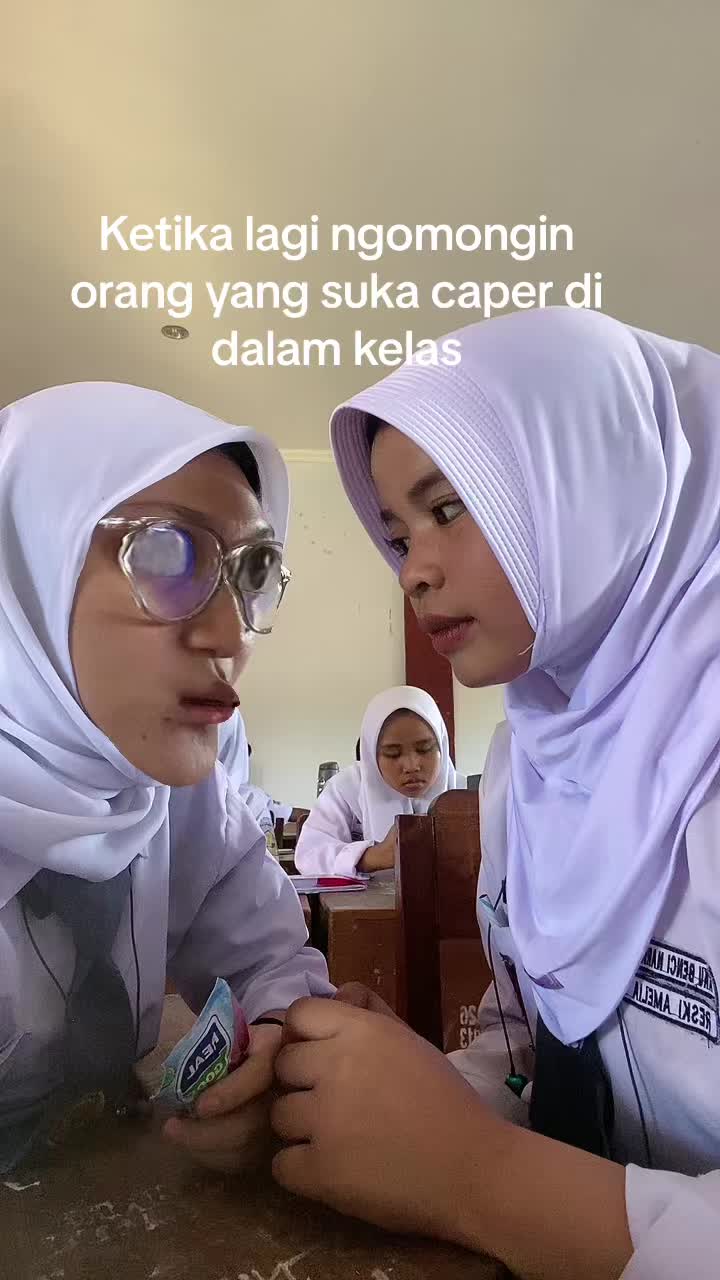 @ReskiAmeliaPutri029