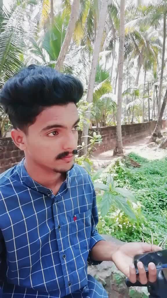 @_mujeeb._