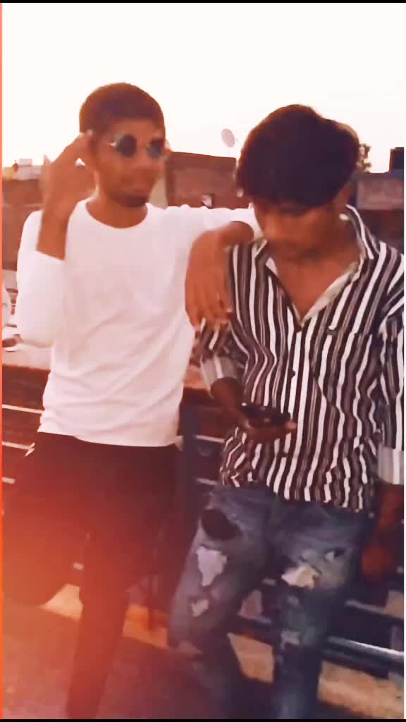 @Mojilo_Makwana
