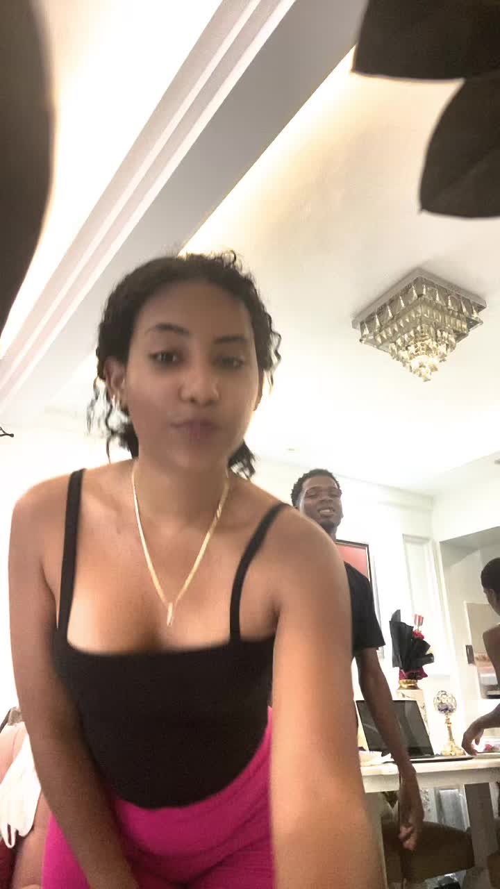 @Laisha Alcantara