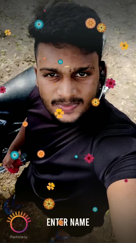 @தனிமையின் காதலன் 🖤