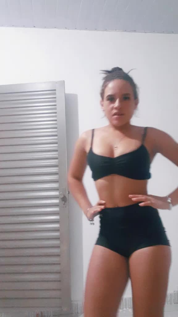 @Ana camilie Silva