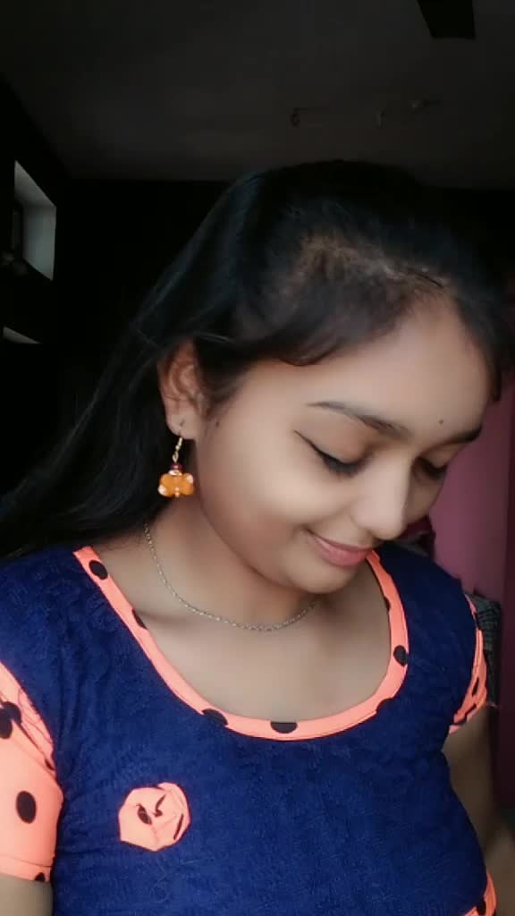 @✨✨Akshi✨✨