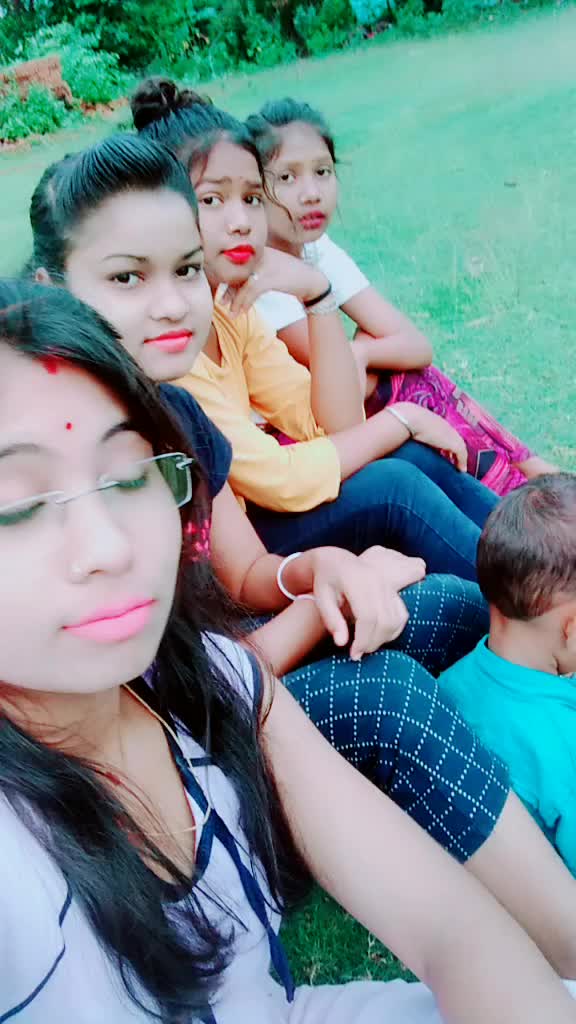 @user143 cuty kabi😘
