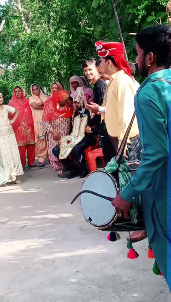 @Rohit 😘😘