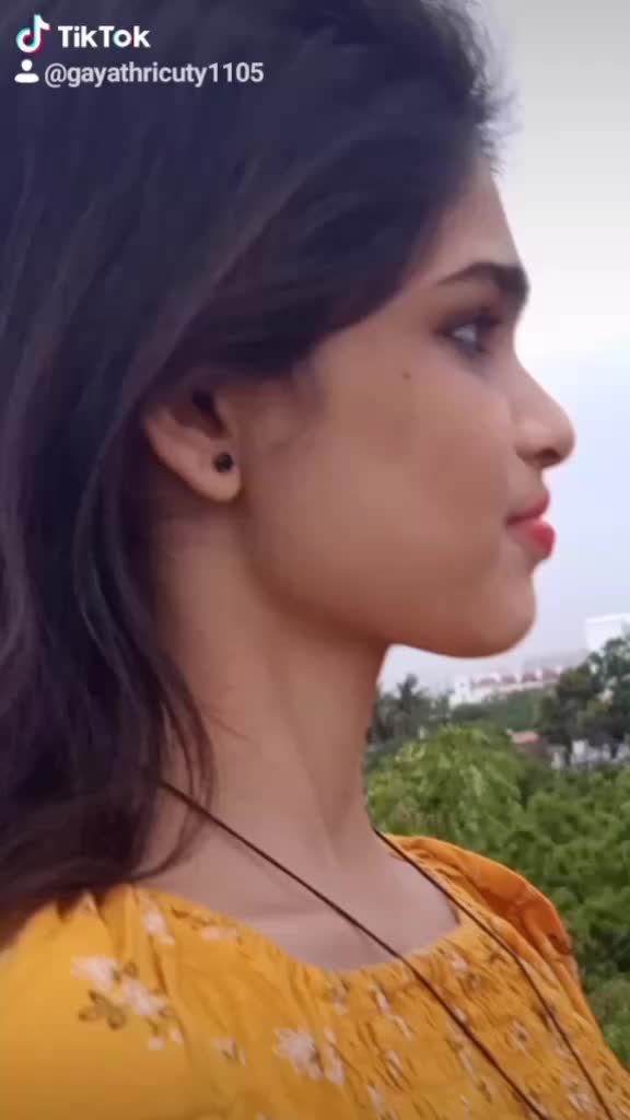 @Gayu😍