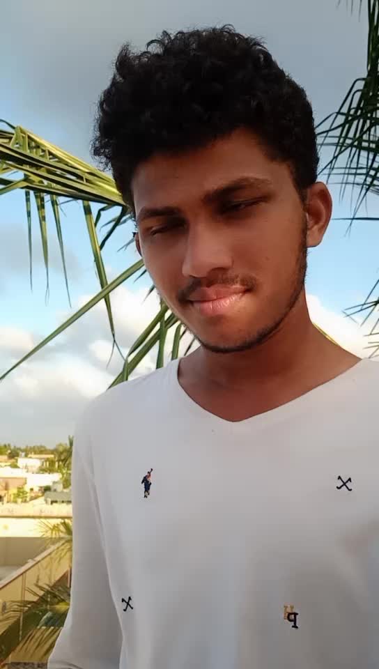 @Gowda gari abbaii. seshu tarak