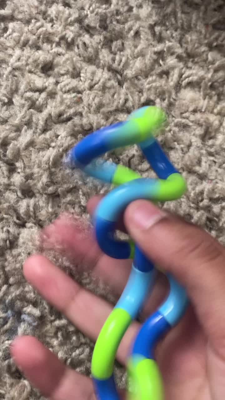 @UhM dId YoU bReAk My FIDGETS-
