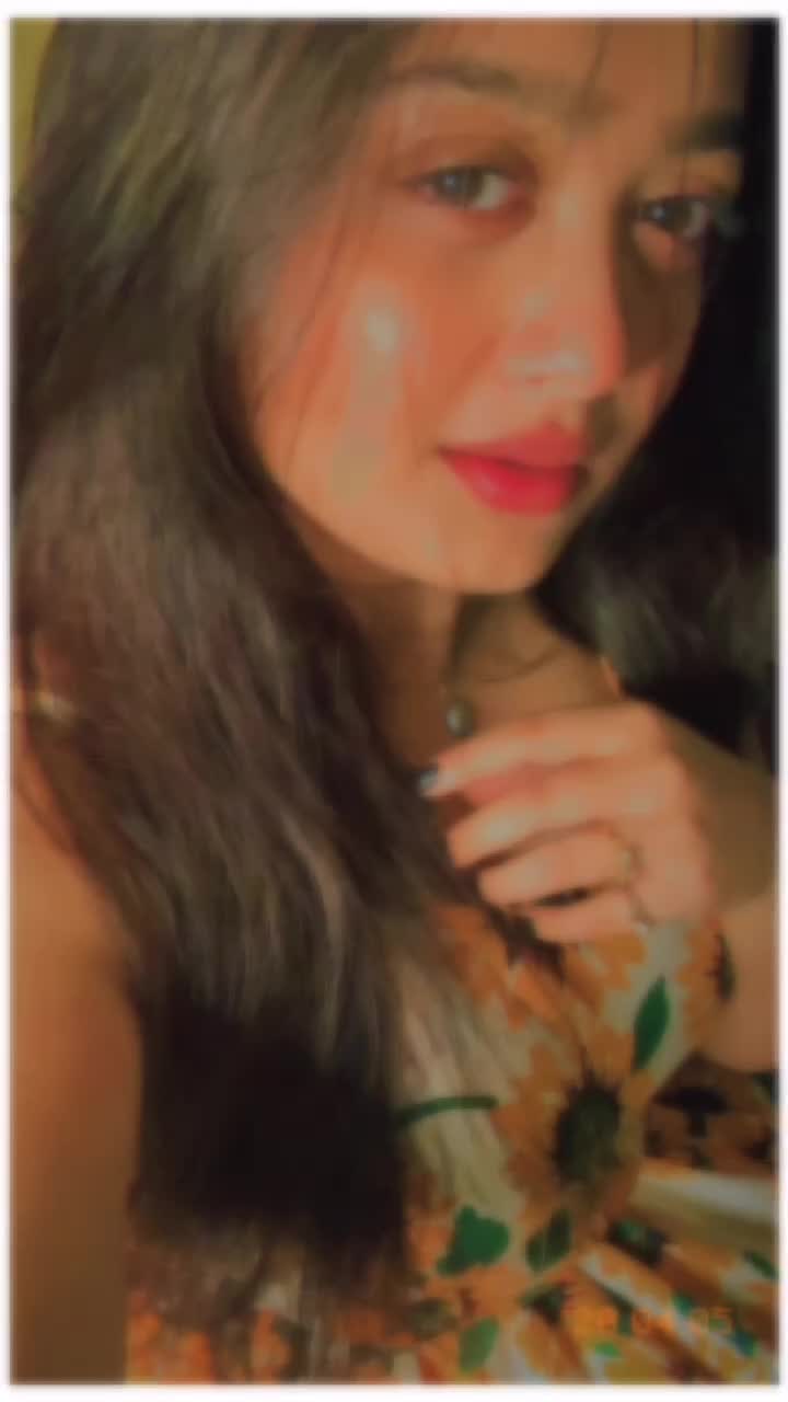 @Pratyusha Paul 👑