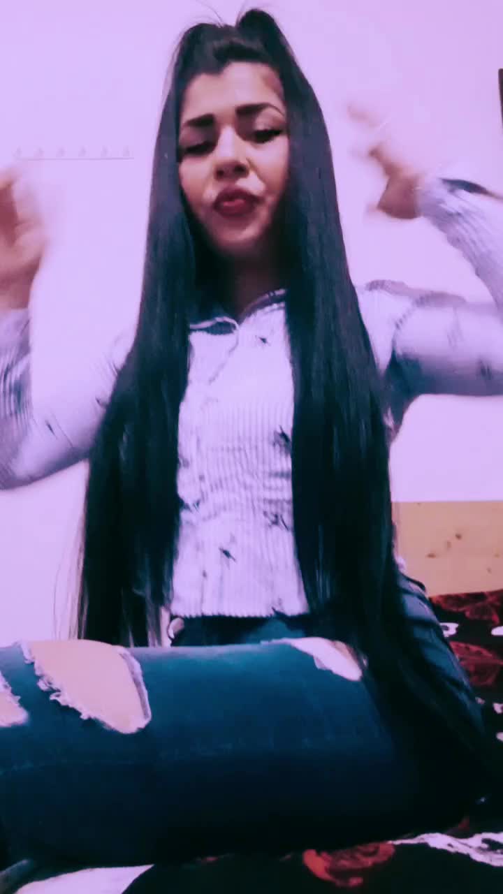 @varodimariana425