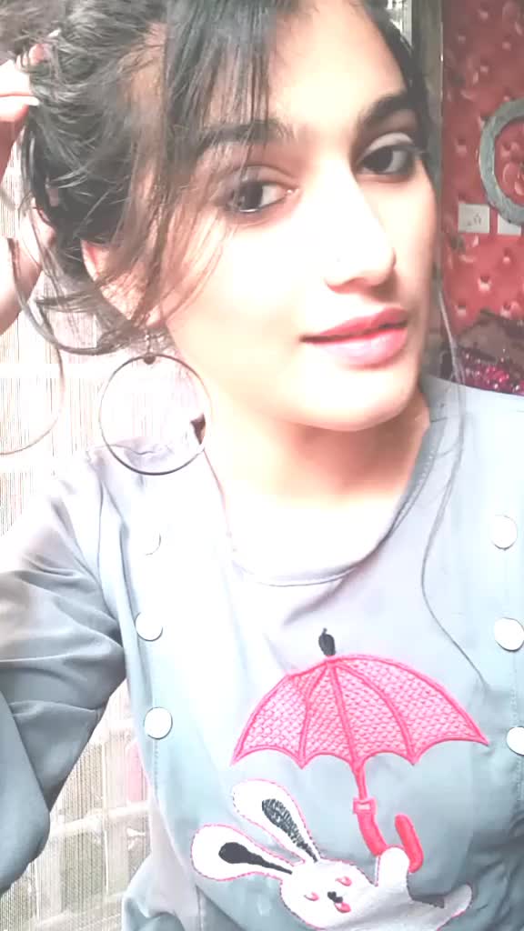 @Meghu🖤👅