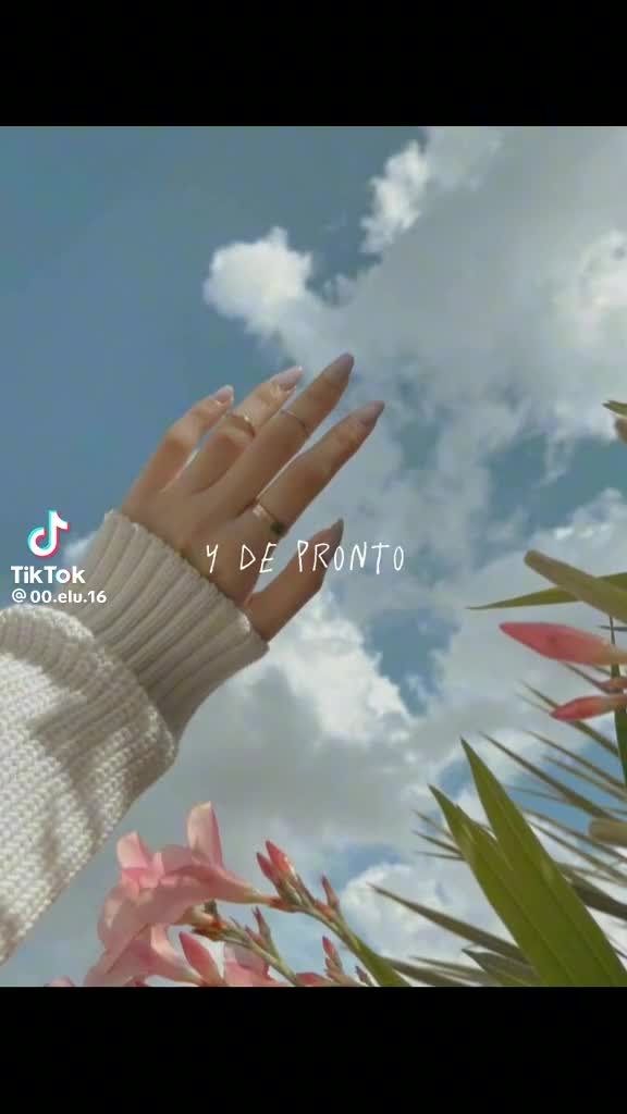 @𝒟𝒶𝓎𝒶𝓃𝒶 𝒢𝓇𝒶𝓃𝒶𝒹ℴ🤍