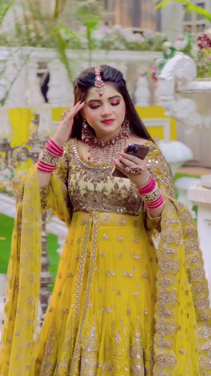 @Dr. Aleeya Shoaib 👑