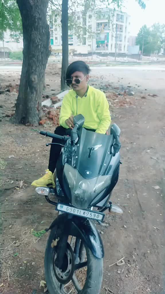 @👑karan Thakor👑