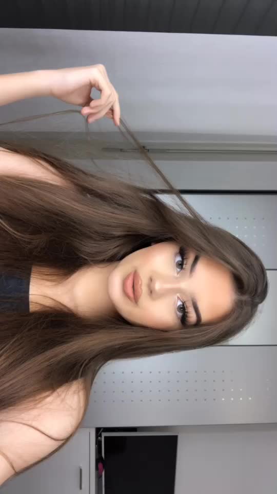 @Dzana