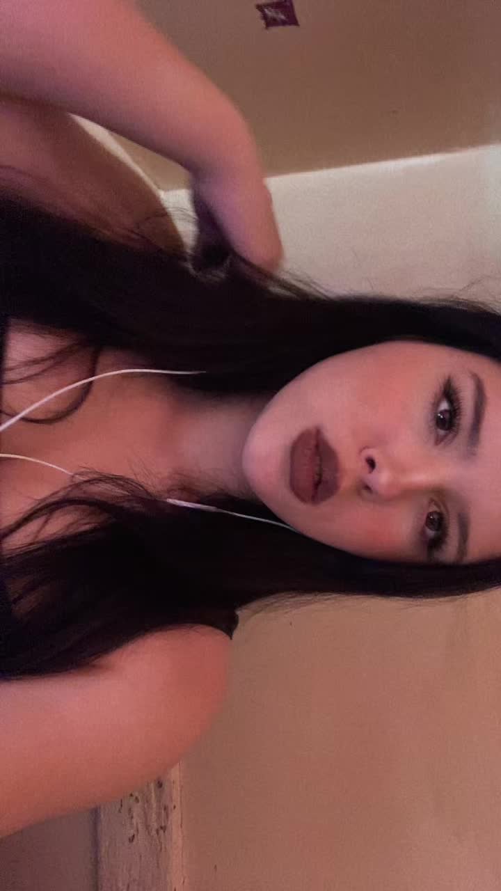 @Невена