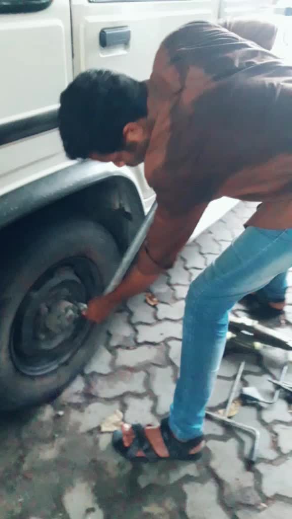 @സഖാവ് രാഹുൽ ഗോപിനാഥൻ