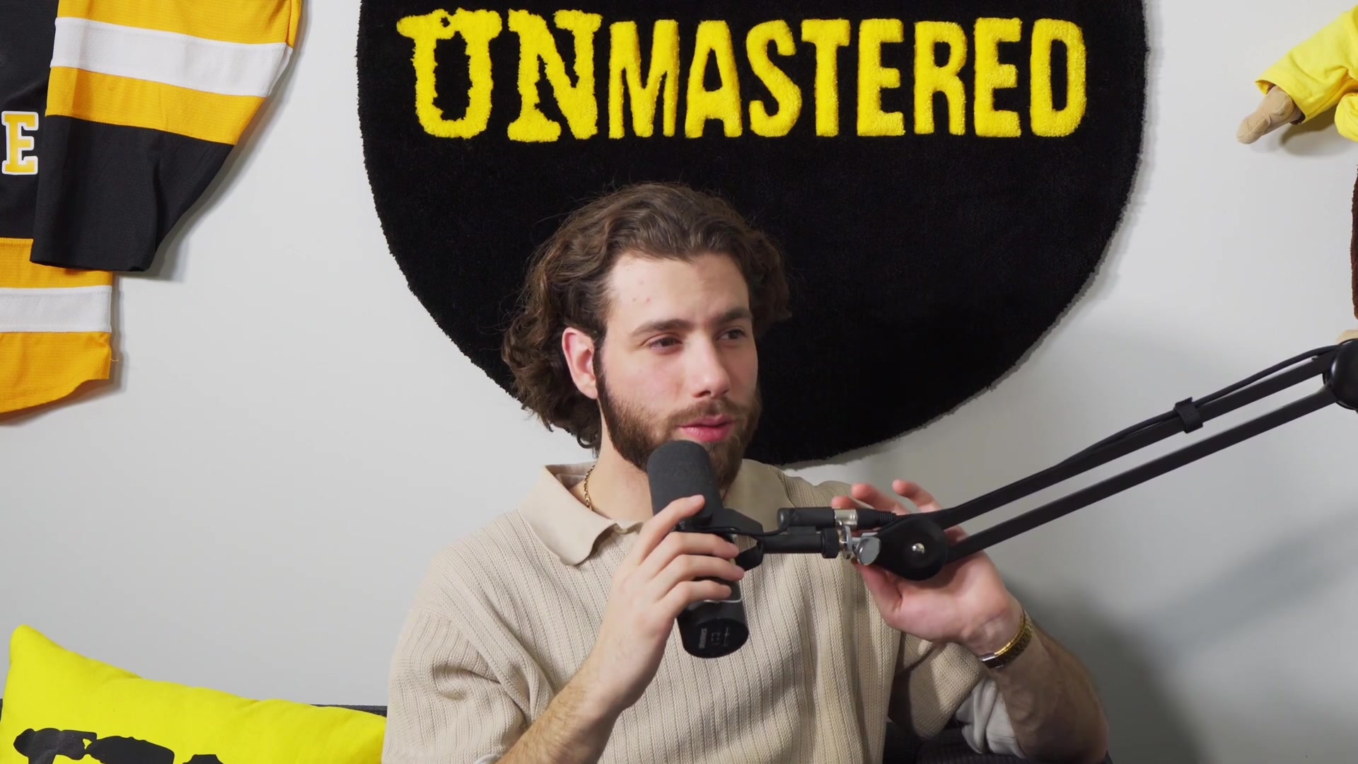@Unmastered Podcast