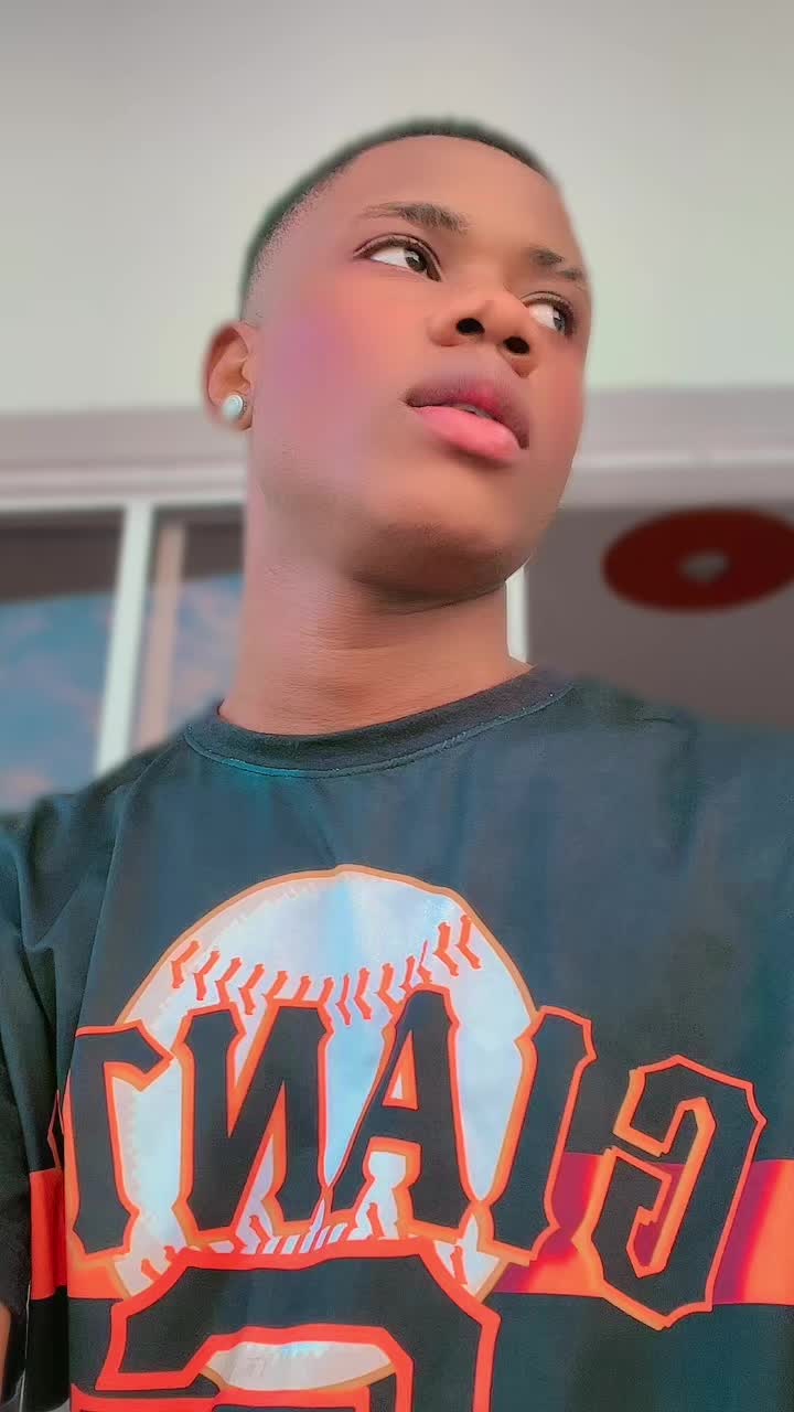 @𝕋𝕣𝕒𝕡 𝕤𝕥𝕒𝕣🇭🇹💔🐐