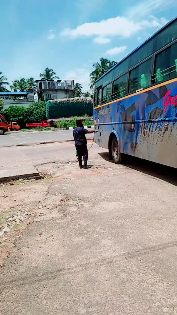 @വണ്ടി പ്രാന്തൻ