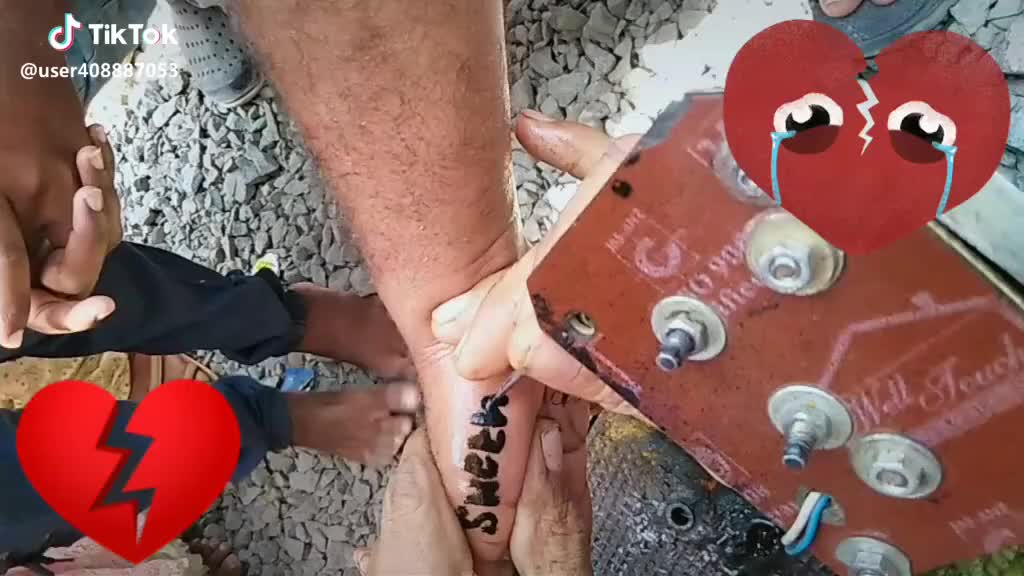 @🔥¥ÅDÅ√_GåRí_Āmmãî🔥