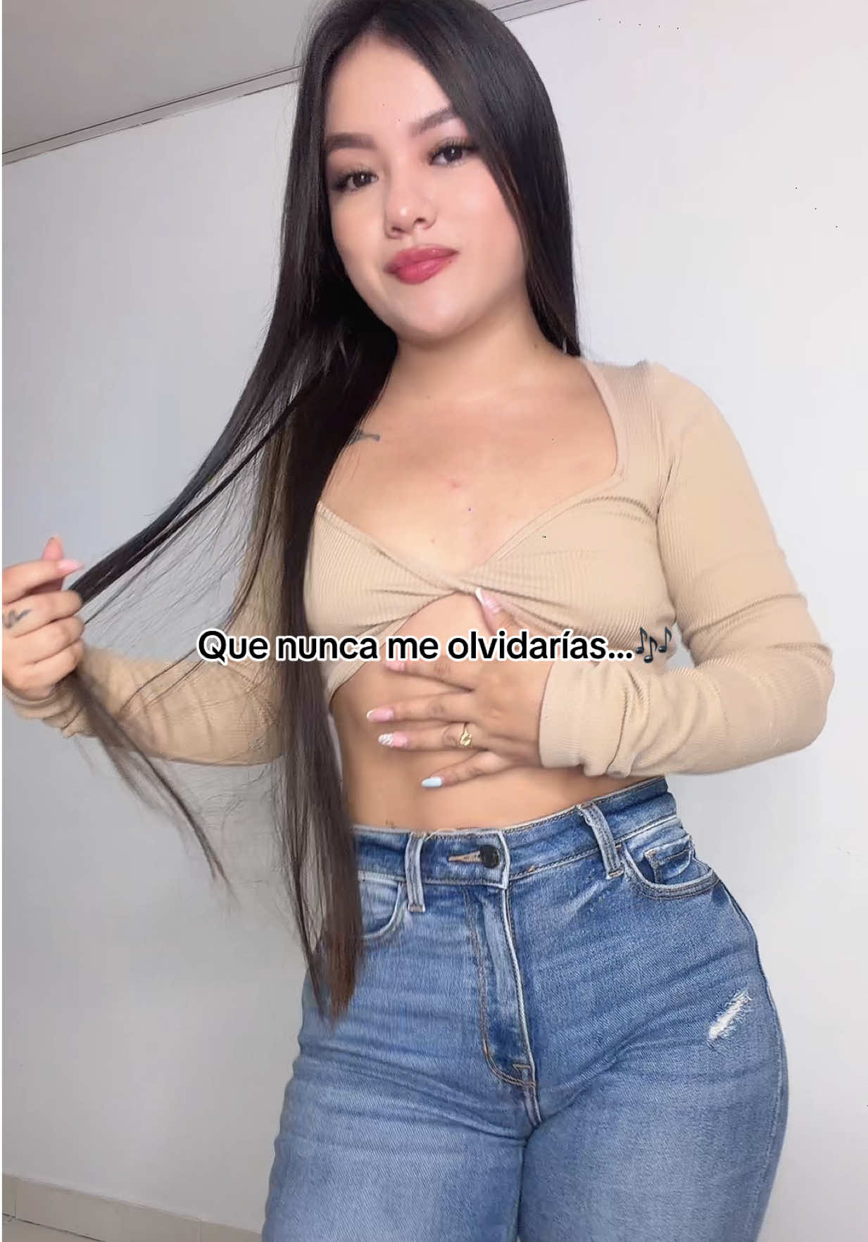 @𝑺𝑬𝑳𝑬𝑵𝑰𝑻𝑨🦋💋