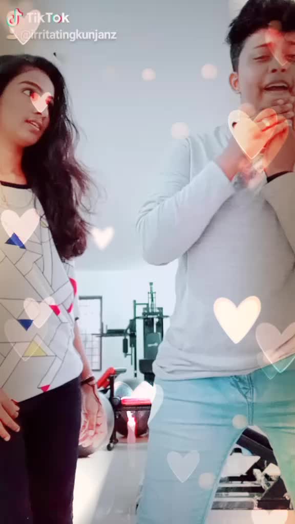 @kunjAnz_🖤