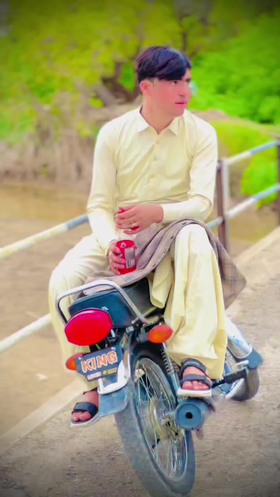 @👑Mujeeb Ur Rehman👑