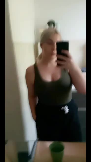 @❄️𝓟𝓲𝓴𝓪👉🏻👈🏻