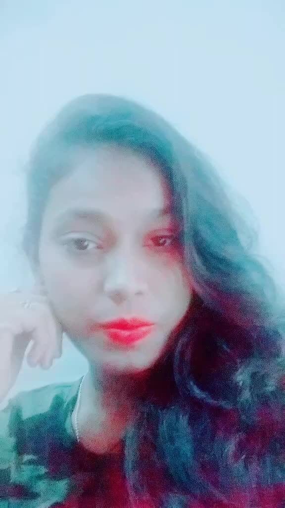 @😘Aaru😘