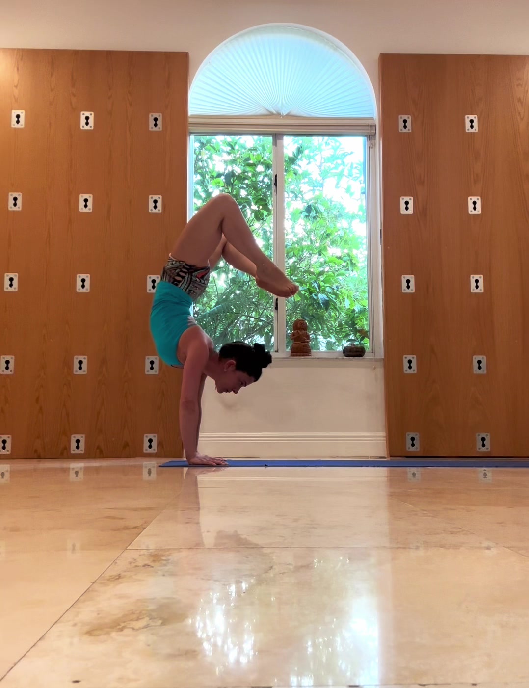 @Nivineyoga