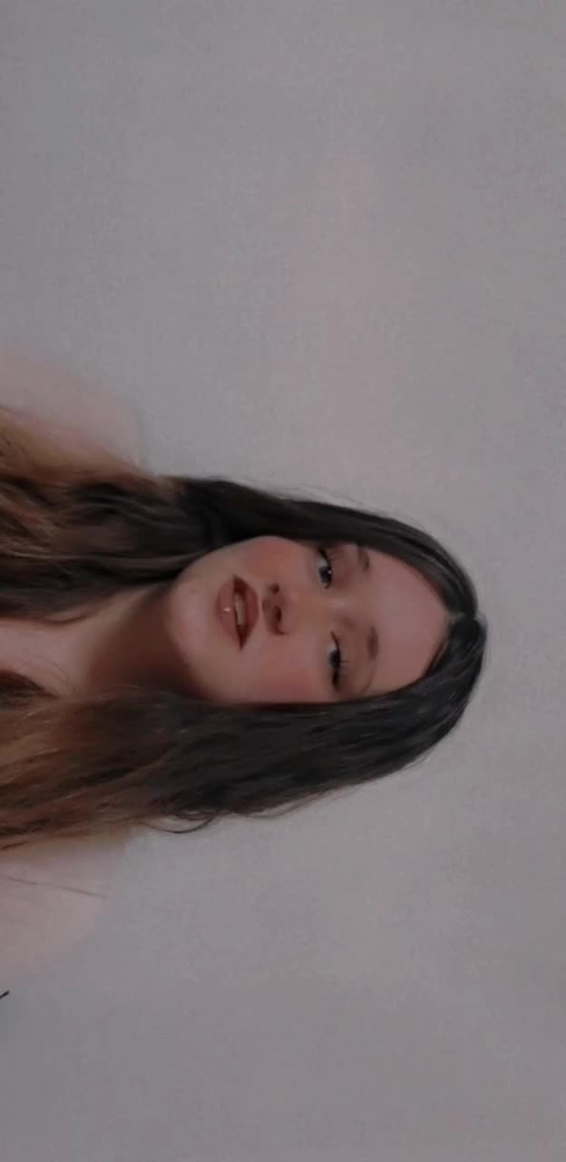 @Seline