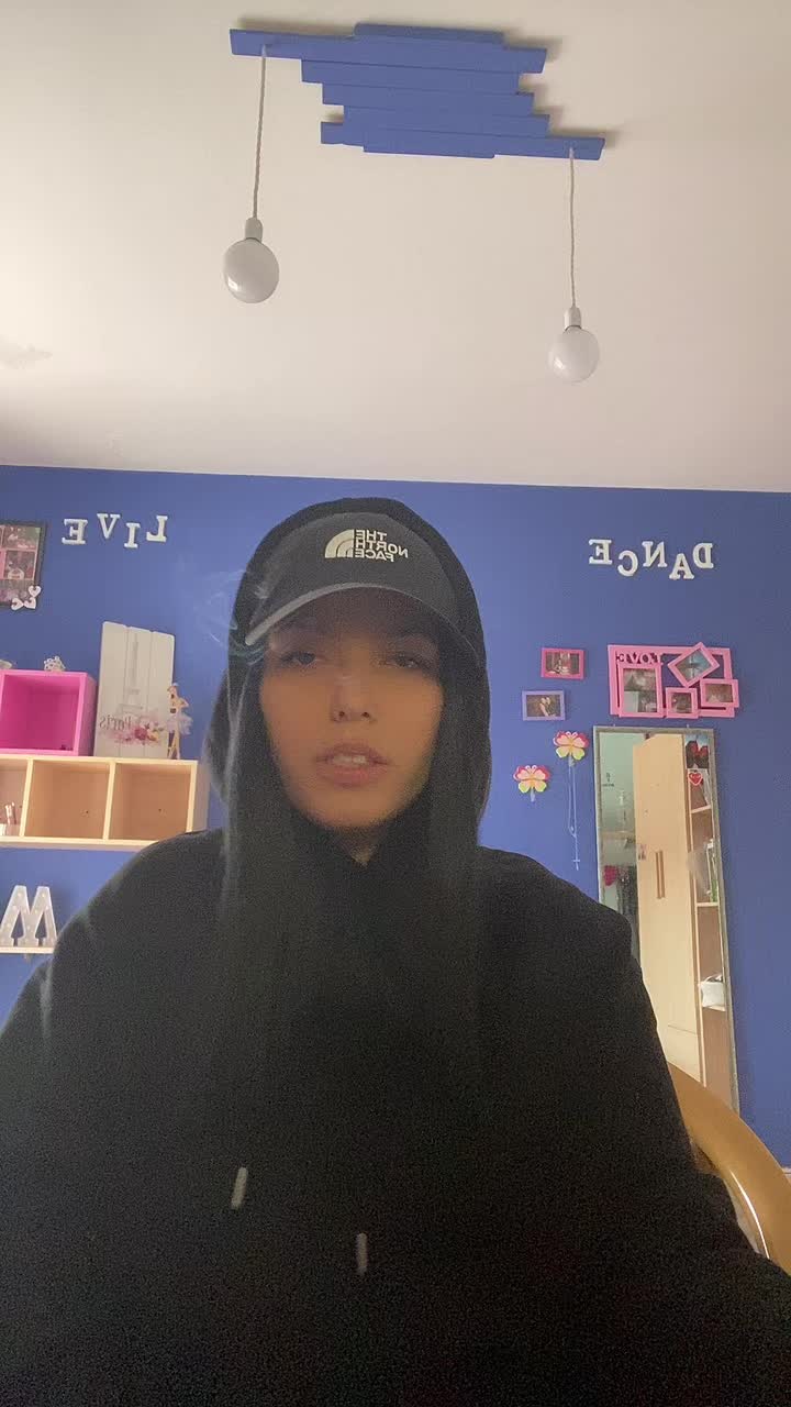 @m i c h e l l e