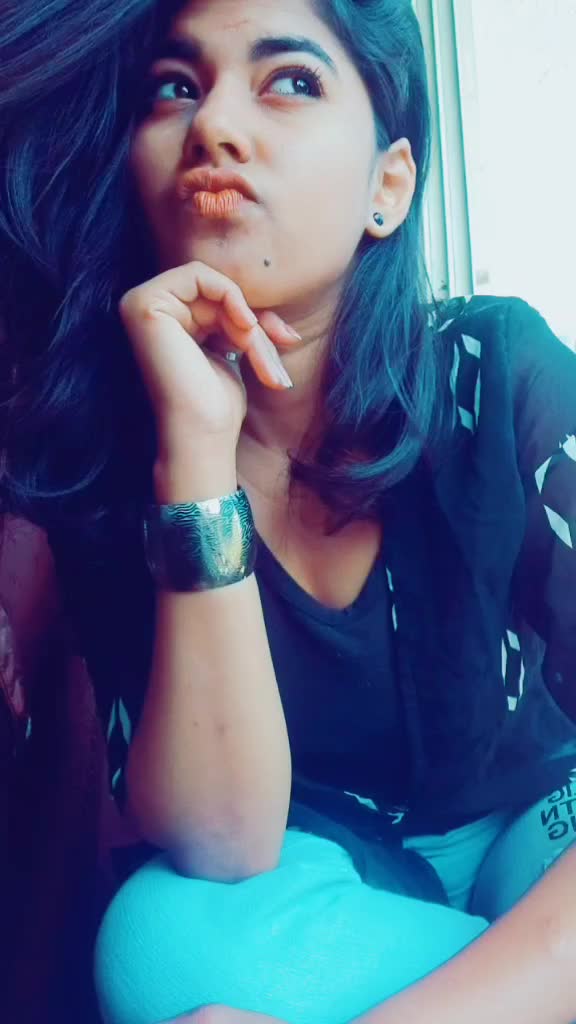 @Harshita Tarwariya❤
