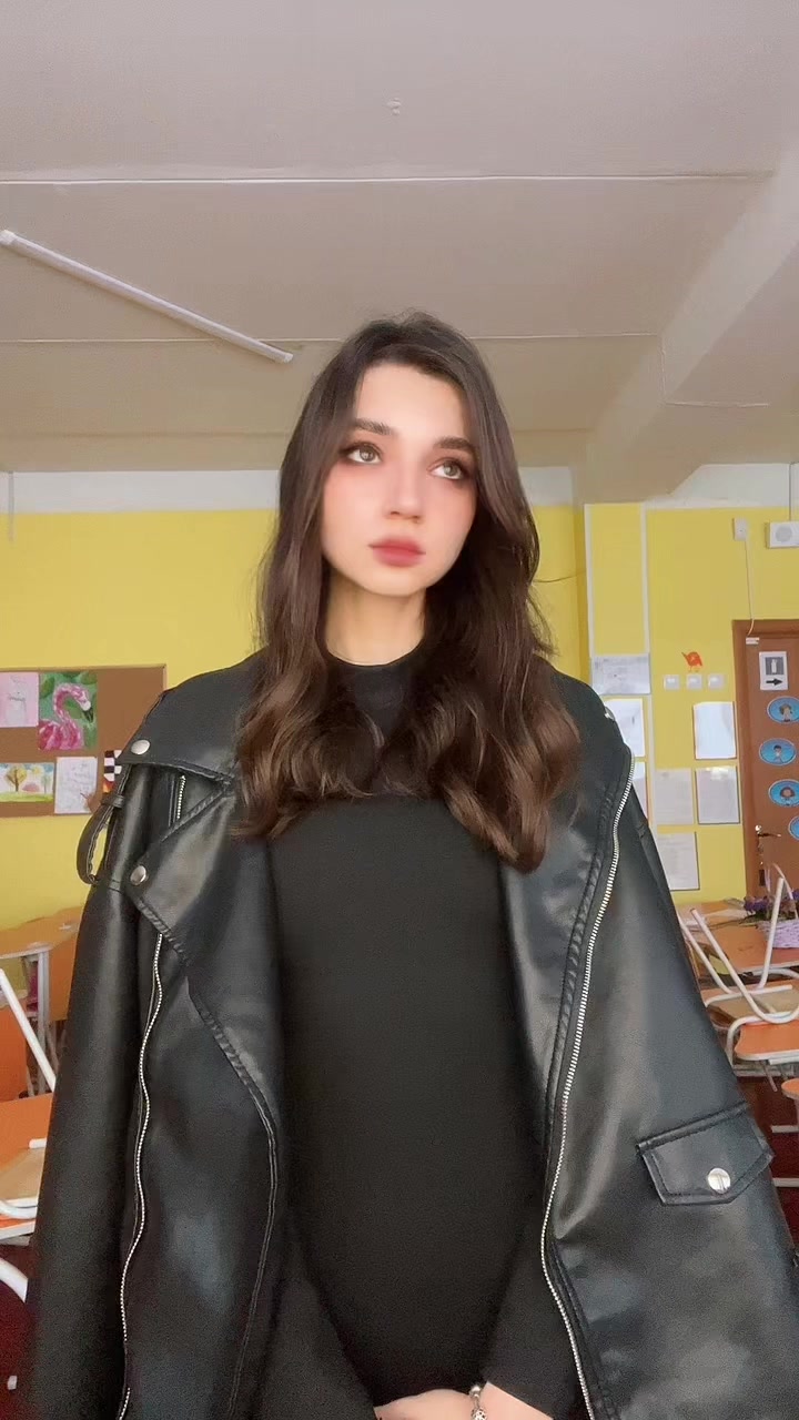 @Tinaྀིྀི