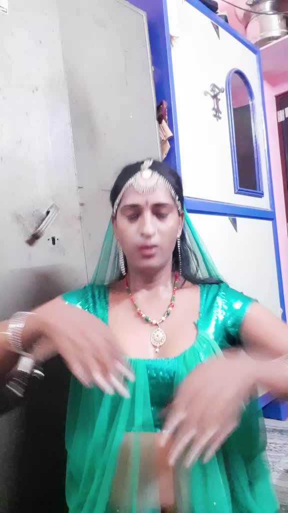 @lovely anu pallavi