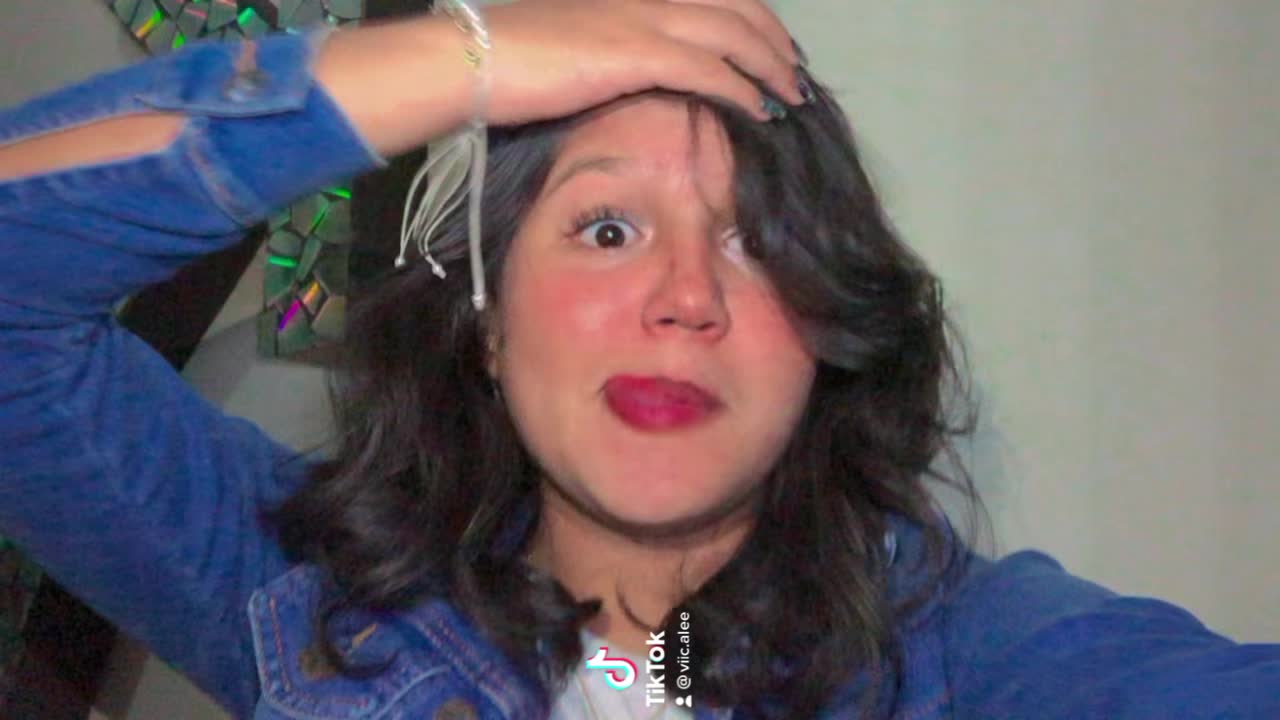 @vicky