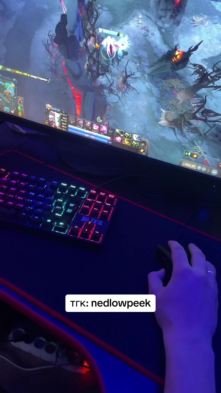 @ТГК: NEDLOWPEEK