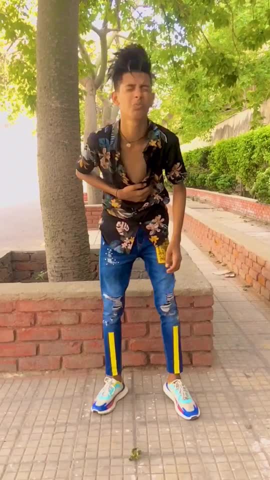 @👑Sam_Khan100👑