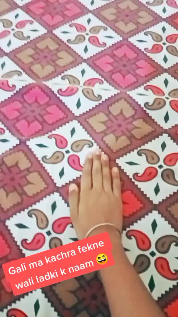 @$hïväñï mëëñä🥰