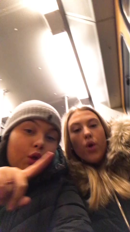 @r&ouml;vvvvosri&ouml;st😚💦👅