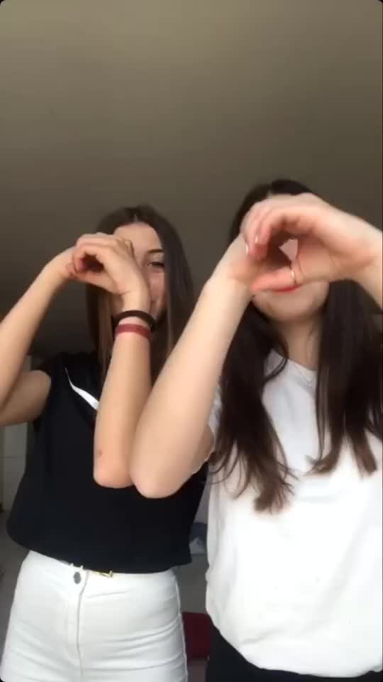 @Linda e Sofia💜