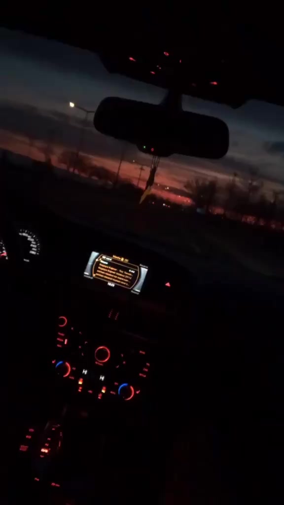 @Emoş