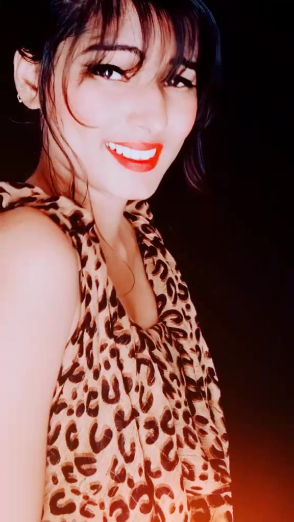 @Simran👑