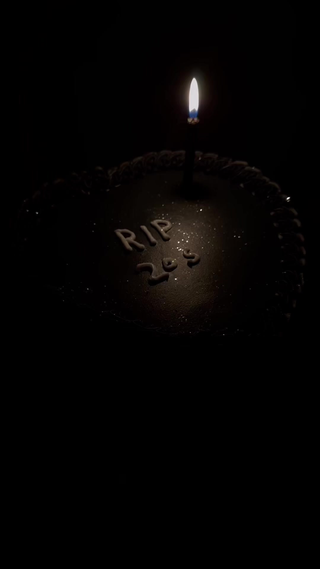 @S___z 🦅🖤