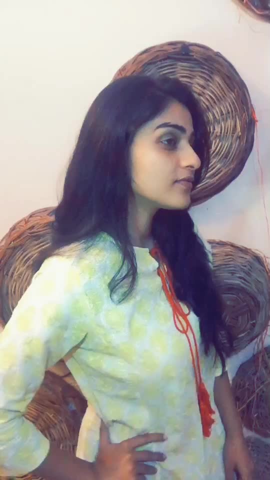 @ਅਨਾਨੀਆ ਸਿੰਘ ਸਿਰੌਹੀ💞